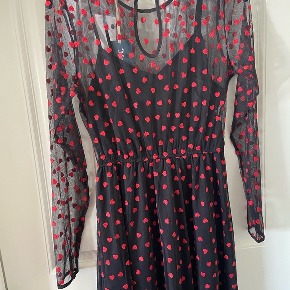 NWT ModCloth from Nordstrom Black & Red Heart Dress Size Small - Picture 6 of 13